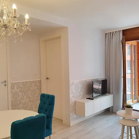 Appartamento Aurora - Apartament Z Balkonem *