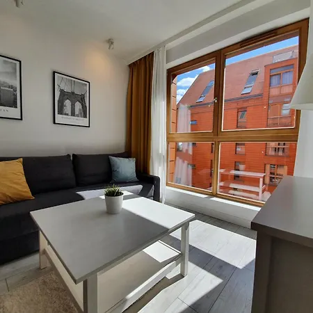 Aurora - Apartament Z Balkonem