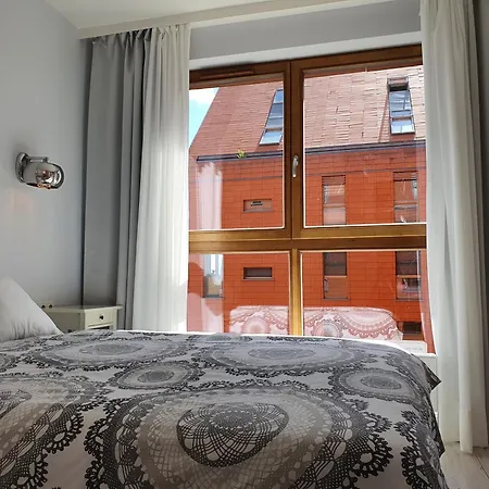 Aurora - Apartament Z Balkonem *