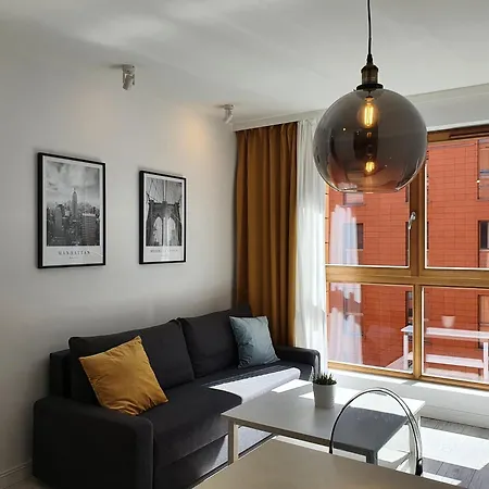 Aurora - Apartament Z Balkonem *